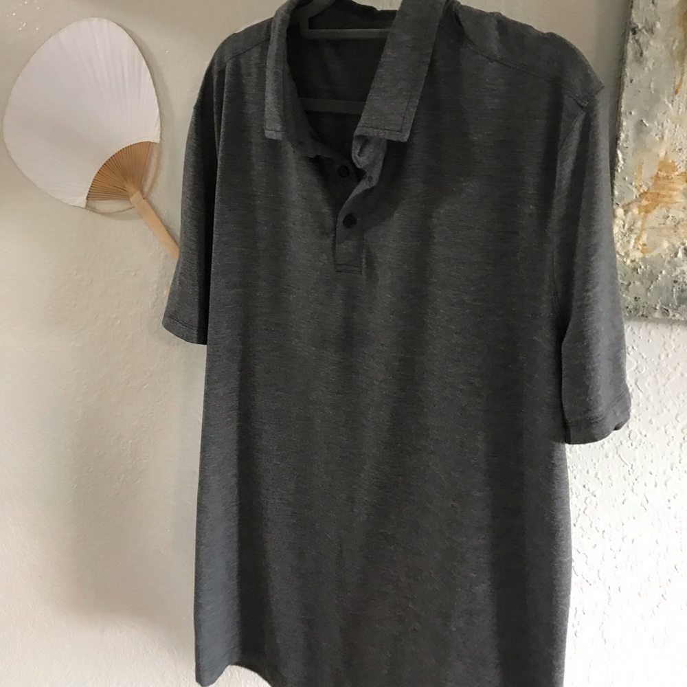 LOW PRICE MOVING- LULULEMON POLO TOP SHIRT MENS